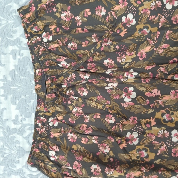 Uniqlo Floral Pants Size XXL - Picture 5 of 8